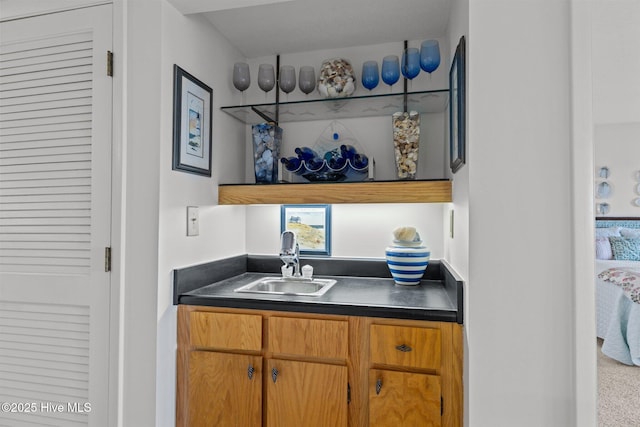 10300 Coast Guard Rd Unit E206Point, Emerald Villas, Emerald Isle, NC 28594 - bar area featuring a sink