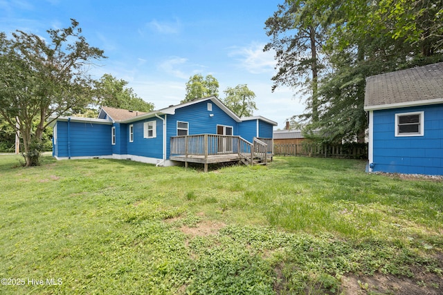907 Woodruff Ave, Elizabeth City, NC 27909 - view of yard with a deck