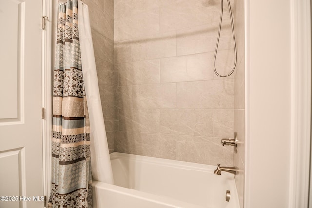 440 Bramble Ln, Clayton, NC 27527 - full bathroom featuring shower / tub combo