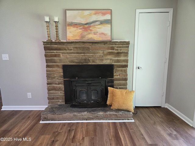 527 W College St, Warsaw, NC 28398 - detailed view of baseboards and wood finished floors