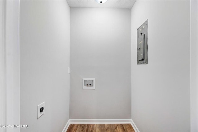 527 W College St, Warsaw, NC 28398 - washroom featuring hookup for a washing machine, wood finished floors, and hookup for an electric dryer