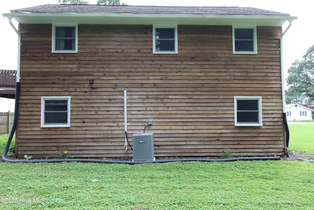 507 Seaview Dr, Edenton, NC 27932 - back of house with a yard and a shingled roof