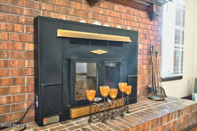 163 NW 9th St, Oak Island, NC 28465 - detailed view of brick wall