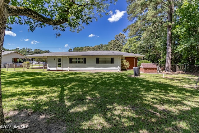 106 E New Hope Rd, Goldsboro, NC 27534 - back of property with a fenced backyard