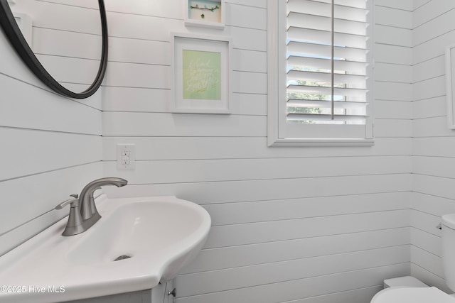 188 Edgewater Cir, Sunset Beach, NC 28468 - half bath featuring toilet and vanity