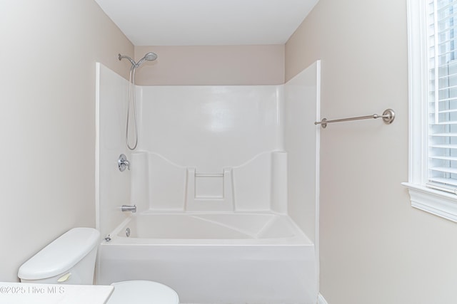 112 Highwoods Dr, Goldsboro, NC 27530 - bathroom featuring toilet and bathtub / shower combination