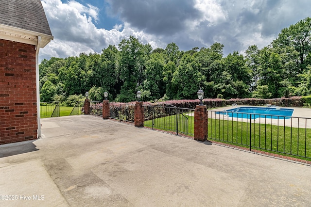 112 Highwoods Dr, Goldsboro, NC 27530 - view of patio / terrace