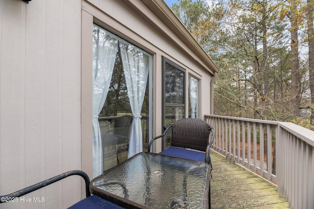 6227 Harbourside Dr, New Bern, NC 28560 - view of balcony