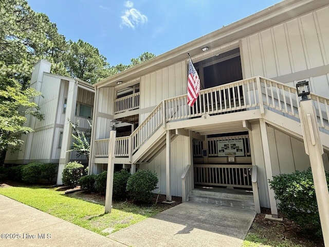 6227 Harbourside Dr, New Bern, NC 28560 - view of building exterior featuring stairway