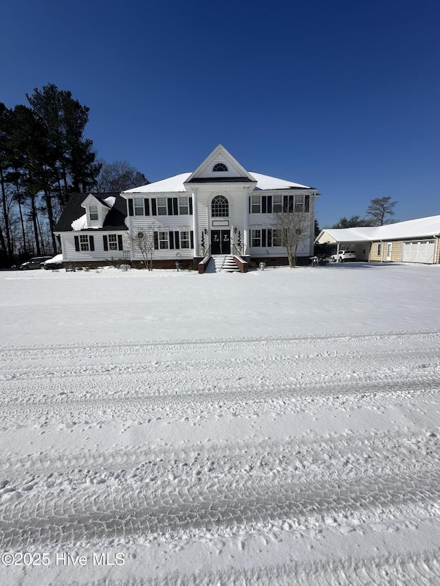 2270 Bella Coola Rd, Lake Waccamaw, NC 28450 - view of front of home