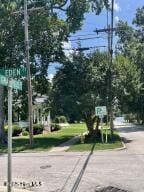 102 W Eden St, Edenton, NC 27932 - view of street