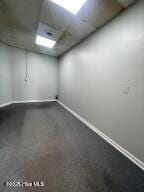 102 W Eden St, Edenton, NC 27932 - unfurnished room with baseboards