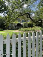 102 W Eden St, Edenton, NC 27932 - view of yard