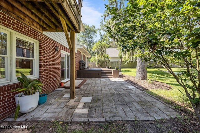 604 W Wilson Creek Dr, Trent Woods, NC 28562 - fenced backyard with a patio