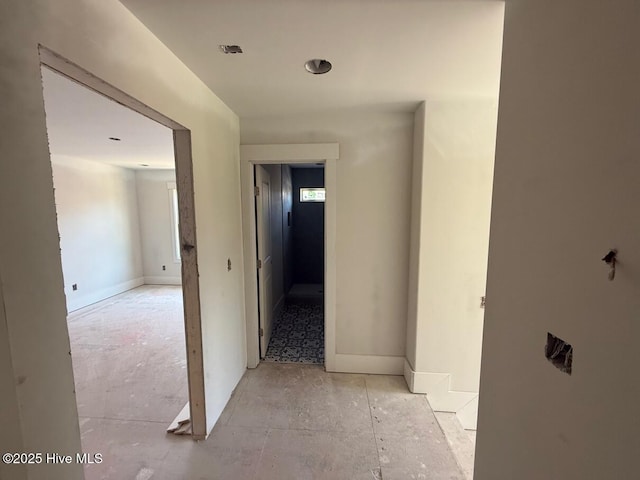 453 Motts Forest Rd Unit 70, Wilmington, NC 28412 - hallway featuring baseboards