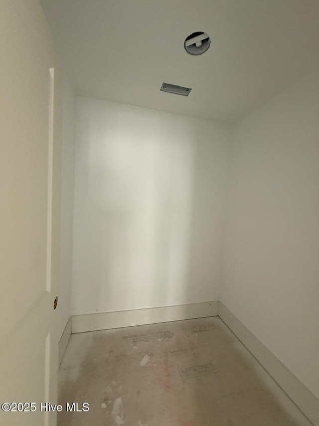 453 Motts Forest Rd Unit 70, Wilmington, NC 28412 - unfurnished room with baseboards