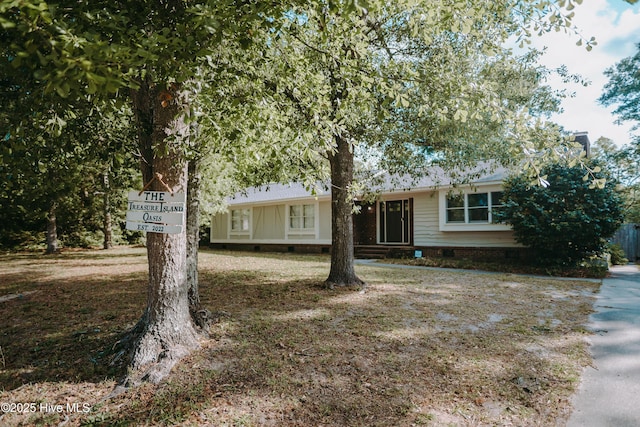 153 Treasure Island Way, Wilmington, NC 28411 - view of front facade featuring crawl space