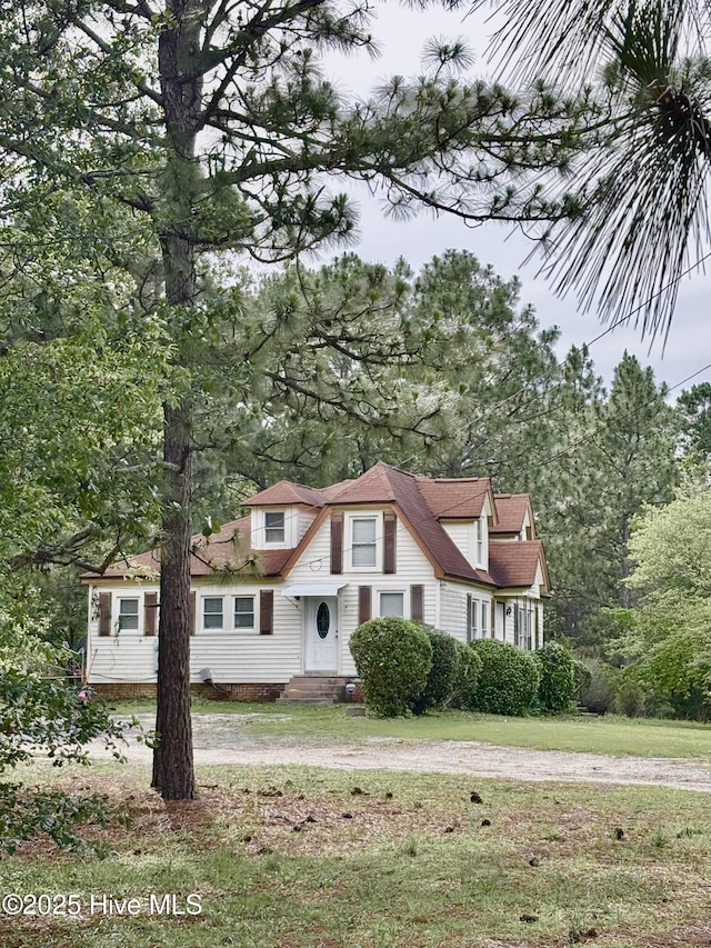 726 Mill Rd, Hamlet, NC 28345 - view of front of house featuring a front yard