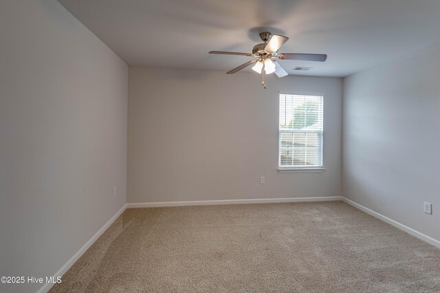 411 Isabelle St, New Bern, NC 28560 - unfurnished room featuring light carpet and ceiling fan