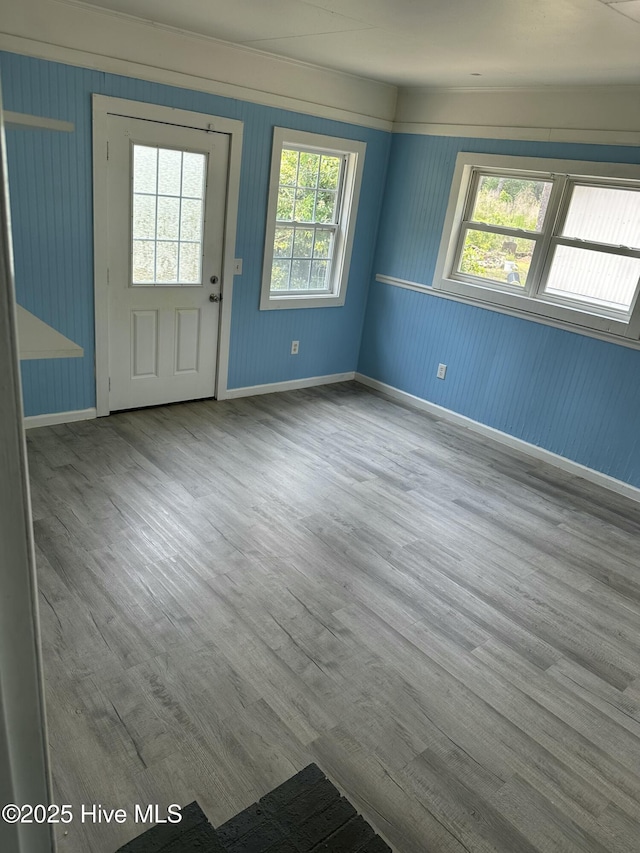 4735 Cedar Ln SW, Ocean Isle Beach, NC 28469 - foyer featuring wood finished floors and baseboards