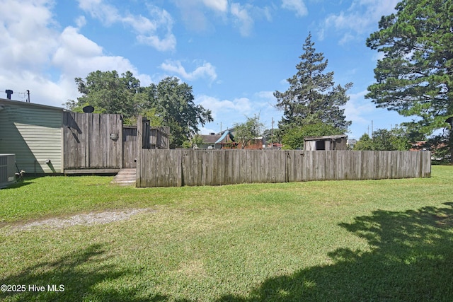1311 Hazel Ave, New Bern, NC 28560 - view of yard