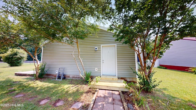 973 Ramsey Rd, Jacksonville, NC 28546 - view of front of home with a front lawn