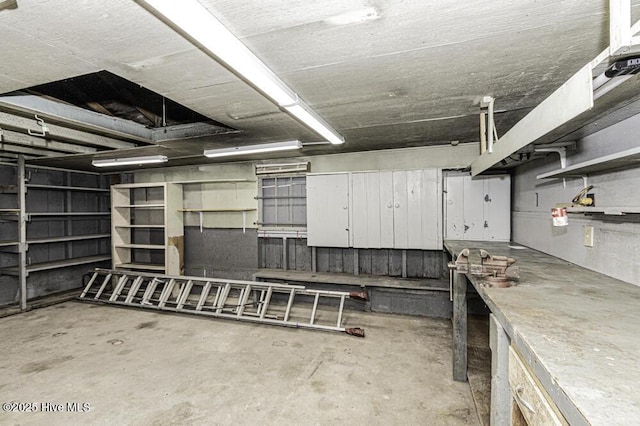 309 Mcgwigan St, Enfield, NC 27823 - view of garage