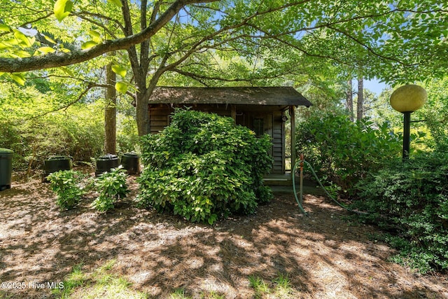 15 Magnolia Ave, Pinehurst, NC 28374 - view of yard with an outbuilding