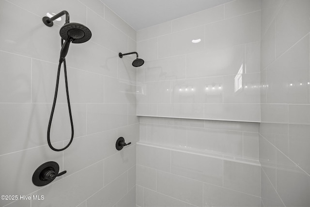 8805 Sound View Ct, Emerald Isle, NC 28594 - full bathroom with tiled shower