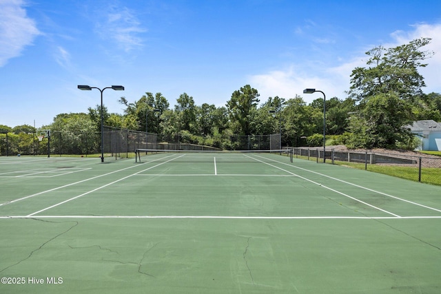 8805 Sound View Ct, Emerald Isle, NC 28594 - view of tennis court