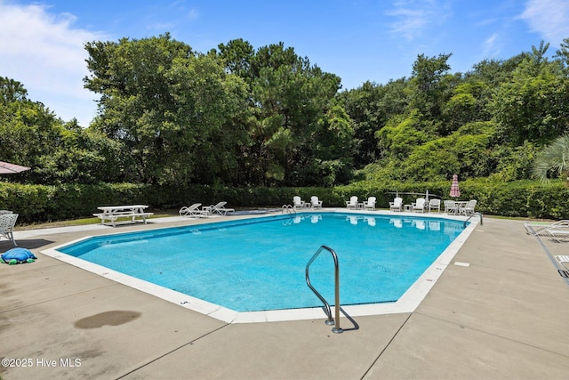 8805 Sound View Ct, Emerald Isle, NC 28594 - community pool featuring a patio area