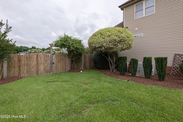 404 River Birch Dr, Greenville, NC 27858 - view of yard