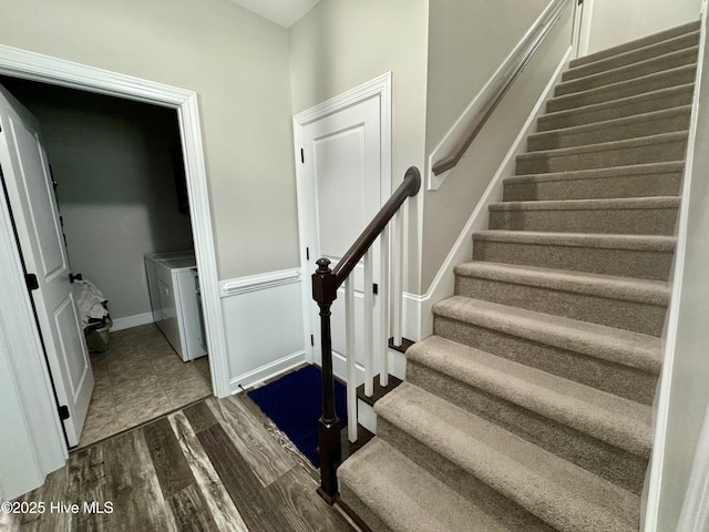 2925 Davenport Rd, Deep Run, NC 28525 - stairway featuring wood finished floors and baseboards