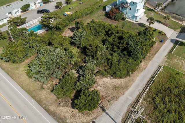 2302 Emerald Dr, Emerald Isle, NC 28594