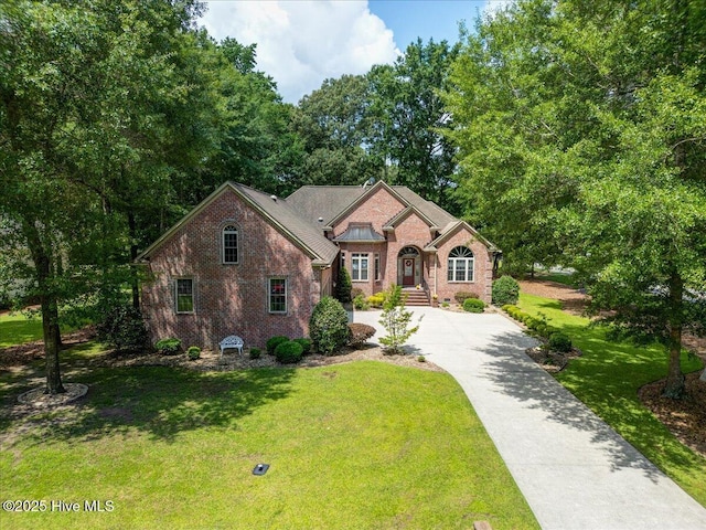 100 Knollwood Ct, New Bern, NC 28562 - view of front of property featuring brick siding, driveway, and a front lawn