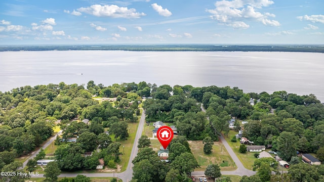 302 Roanoke Trl, Edenton, NC 27932 - drone / aerial view of a nearby body of water