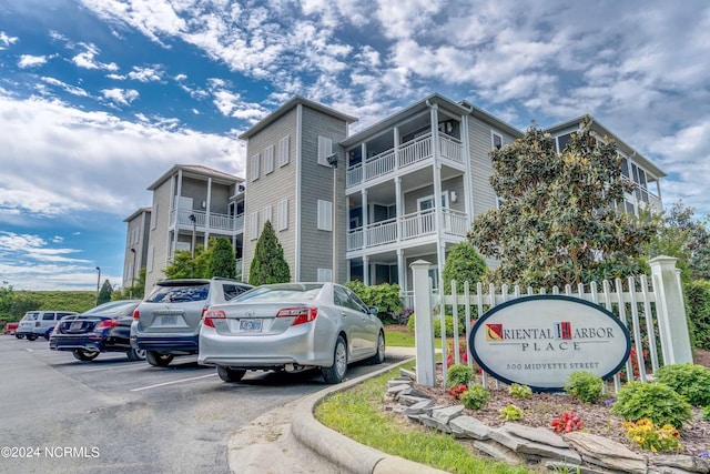 300 Midyette St Unit A15, Oriental, NC 28571 - view of building exterior featuring uncovered parking