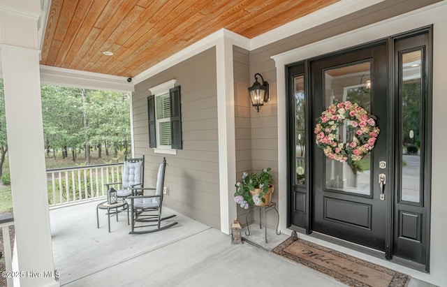 595 Wicklow Sq SW, Ocean Isle Beach, NC 28469 - view of exterior entry with covered porch