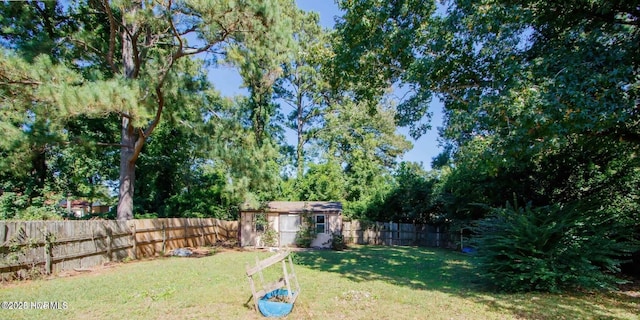 105 Woodside Ct, Jacksonville, NC 28546 - fenced backyard with a shed
