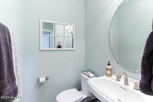 26 Calhoun Ln, Pinehurst, NC 28374 - bathroom featuring a sink and toilet