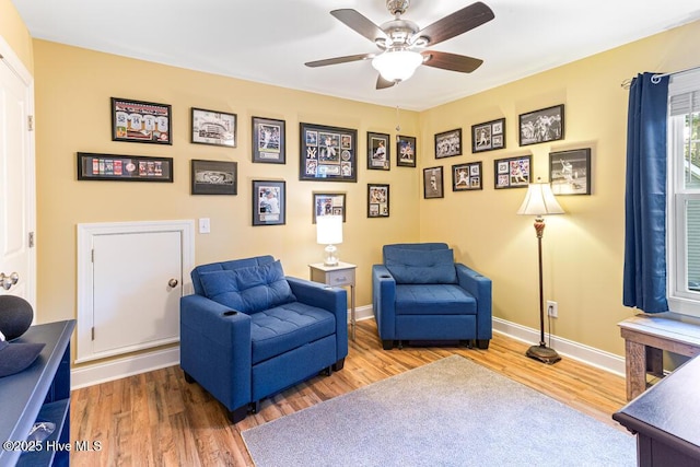 26 Calhoun Ln, Pinehurst, NC 28374 - living area featuring wood finished floors and ceiling fan