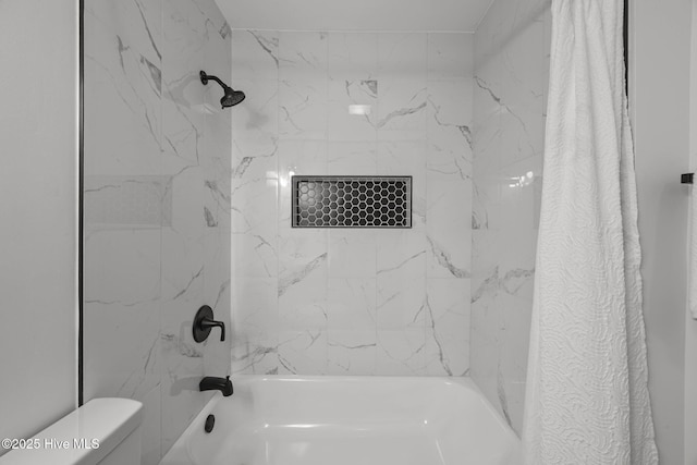 350 Hubert Blvd, Hubert, NC 28539 - full bathroom featuring shower / bath combo with shower curtain and toilet