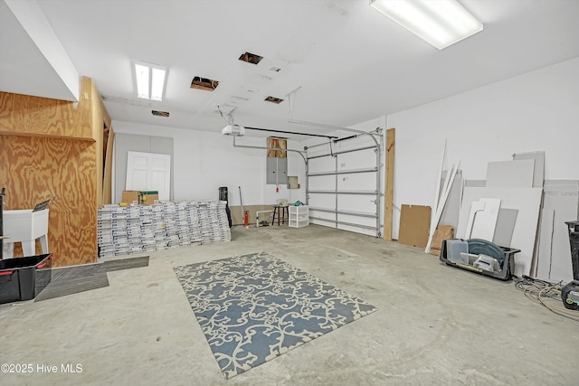 311 S Kingfisher Ln, Hampstead, NC 28443 - garage with a garage door opener