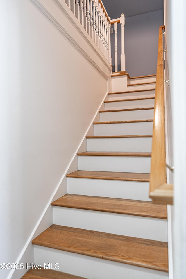 409 S Grace Chapel Church Rd, Hamlet, NC 28345 - view of stairs