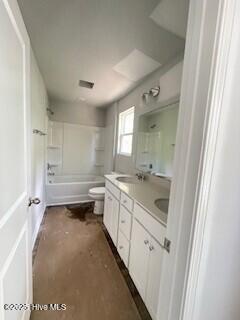 806 Palm Frond Way Unit 44, Calabash, NC 28467 - full bath featuring double vanity and bathing tub / shower combination