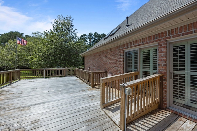 7006 Club House Dr, New Bern, NC 28562 - view of wooden terrace