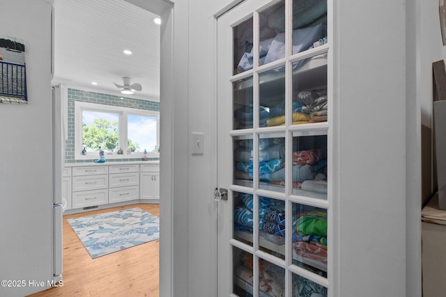 210 Upchurch Dr, Newport, NC 28570 - detailed view of wood finished floors and recessed lighting