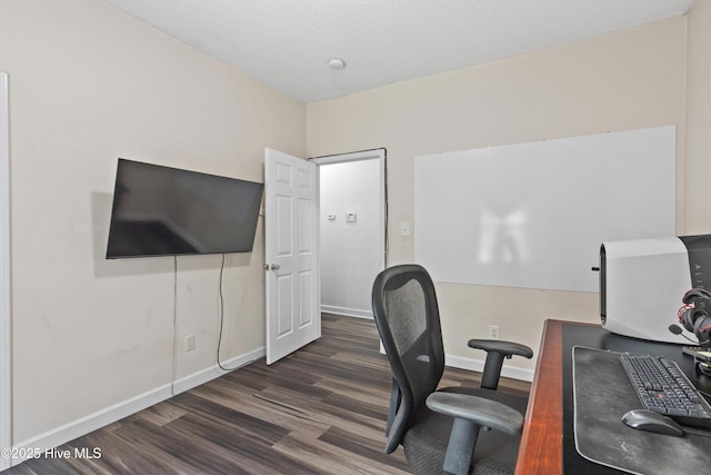 110 Whiteleaf Dr, Jacksonville, NC 28546 - office space featuring dark wood finished floors and baseboards