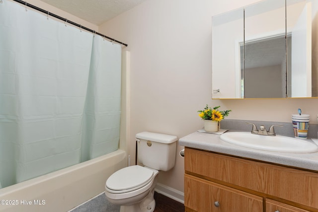 1901 Hess St, Wilmington, NC 28411 - bathroom featuring vanity and shower / tub combo