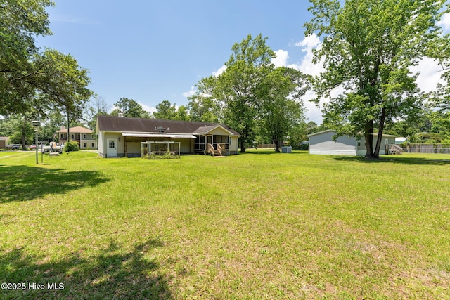 1901 Hess St, Wilmington, NC 28411 - view of grassy yard